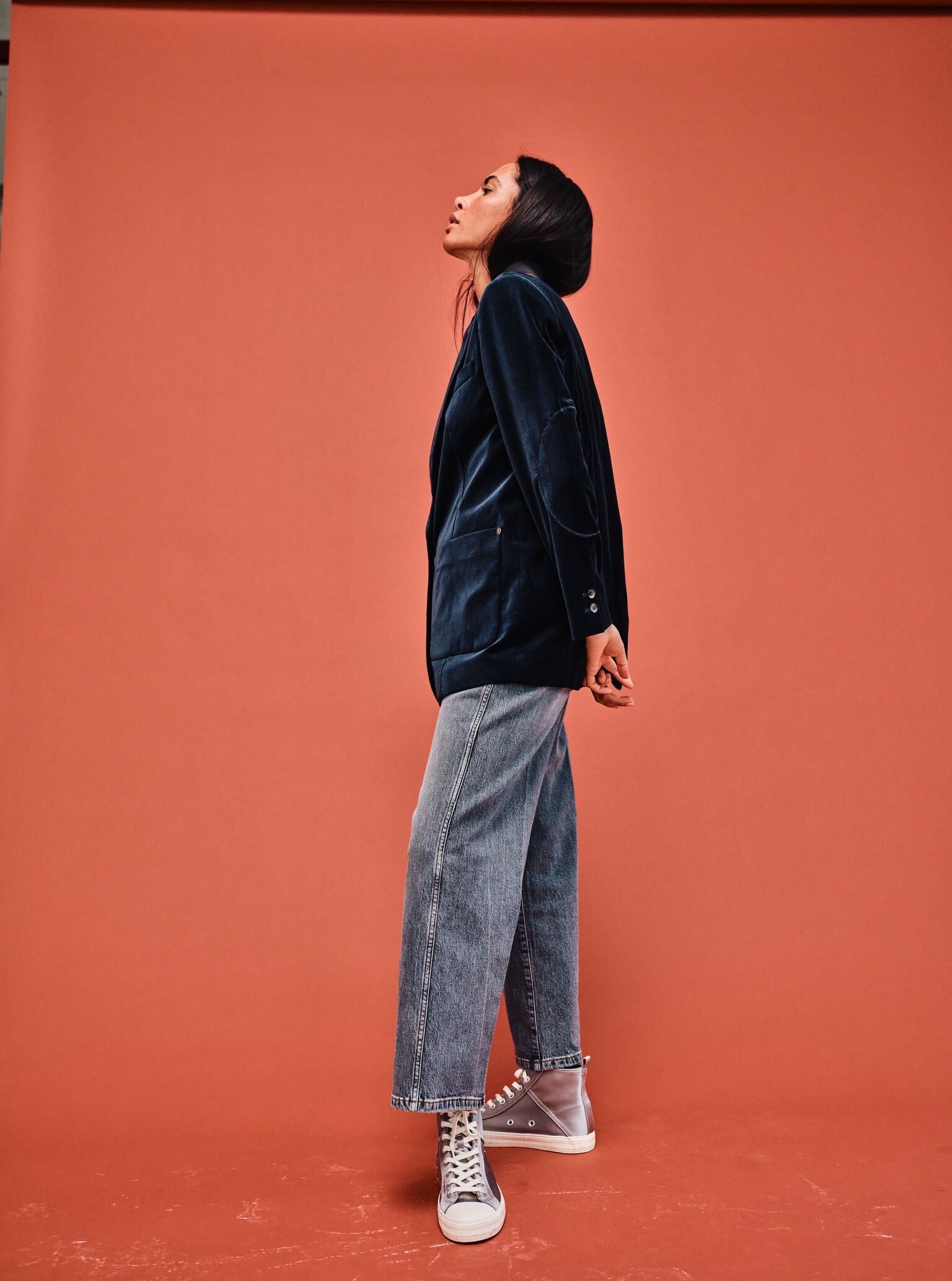 Modelshot / Grey Denim / Detail